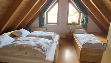 1 bedroom, iron/ironing board, WiFi, bed sheets