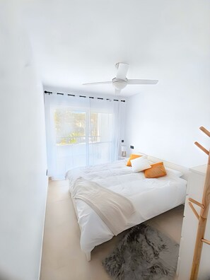 2 عدّة غرف نوم ومكواة/لوح كي وواي فاي