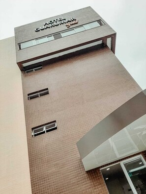 Fachada del alojamiento