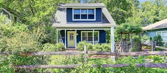 Charming Craftsman Retreat in Northport Village