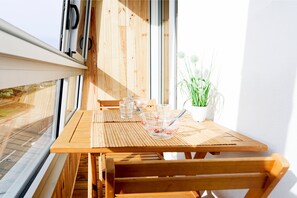 Outdoor dining - L'Essart Bleu - En bord de plage (Courseulles-sur-Mer)