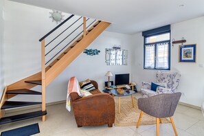 Fernseher, Stereoanlage