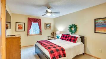 5 Schlafzimmer, Bügeleisen/Bügelbrett, WLAN, Bettwäsche