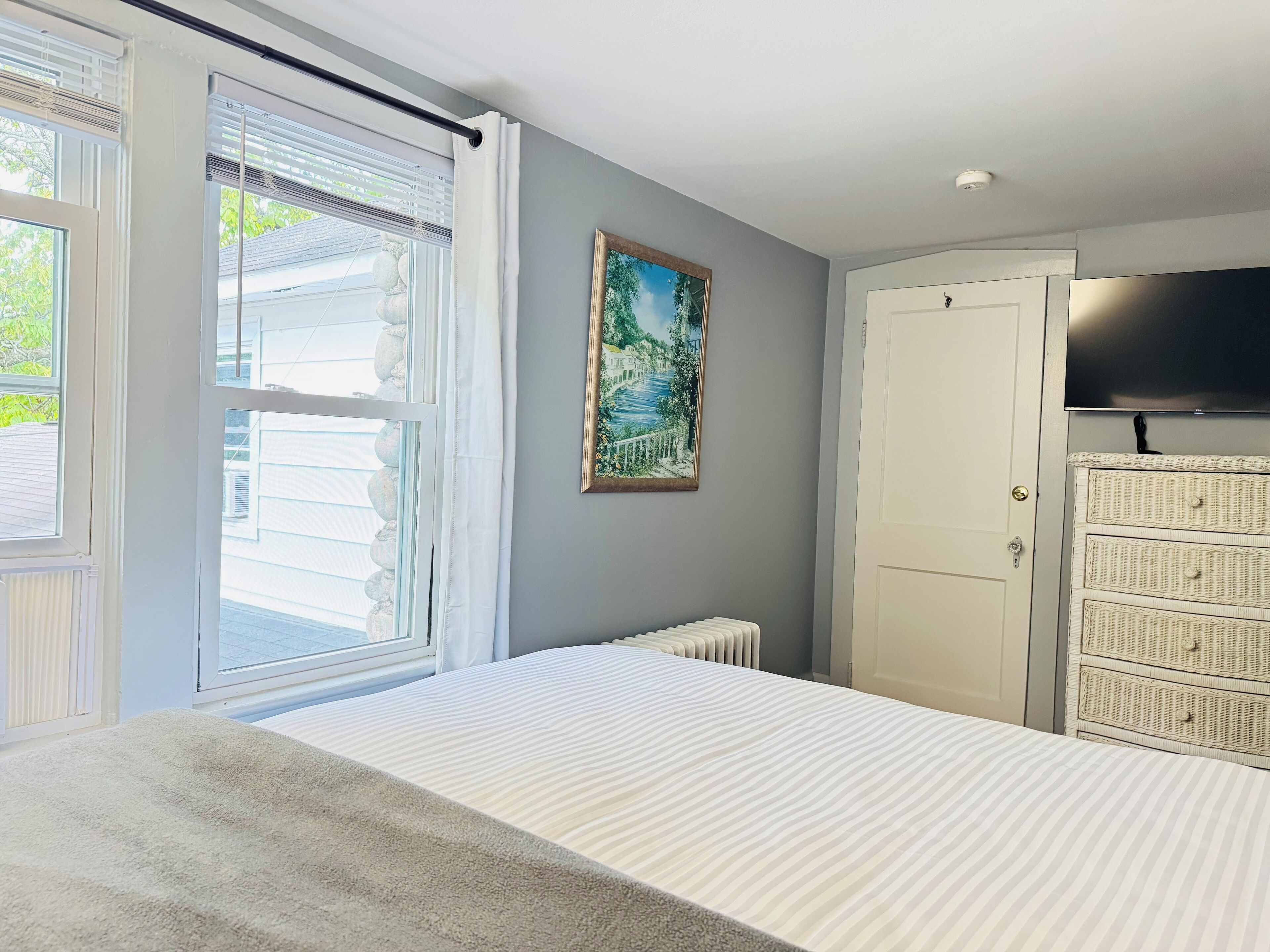 Double Room | Iron/ironing board, free WiFi