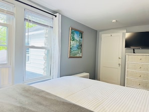 Iron/ironing board, free WiFi - Pocono Ridge Inn (East Stroudsburg)