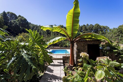 Home2Book Icod Rural Escape, Pool & BBQ