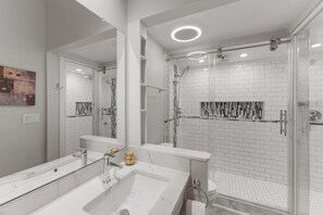 콘도 (2 Bedrooms) | 외관