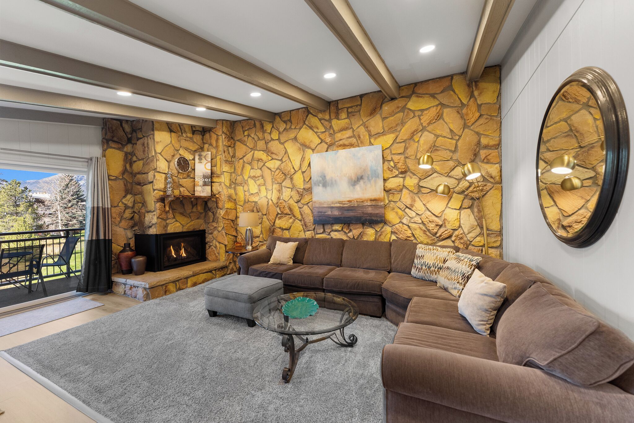 Condo (2 Bedrooms) | Fachada