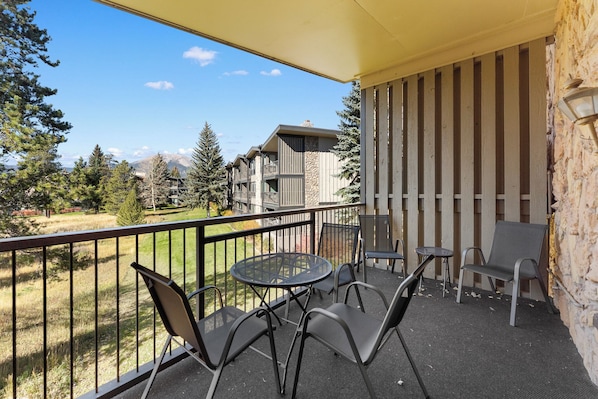 콘도 (2 Bedrooms) | 외관