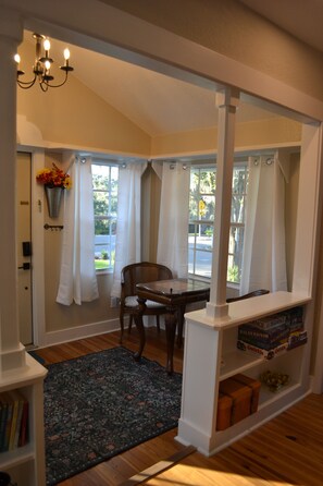 Interior - Charming 3BR Historic Mount Dora Gem – Short Walk to Everything! (Mount Dora)