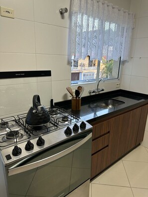 Departamento básico | Cocina privada