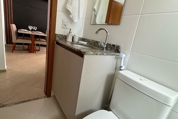 Basic Apartment | Bathroom