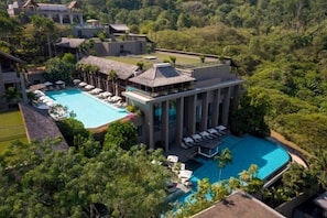 Outdoor pool - Avista Hideaway Phuket Patong - MGallery (Phuket)