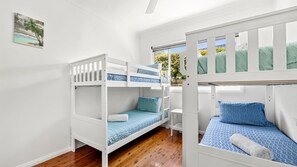 4 bedrooms, iron/ironing board, travel cot, free WiFi