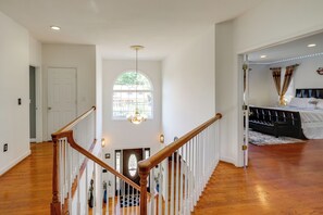 Interior - Take Metro to DC! Family Home in Springfield (Springfield)