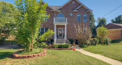 Take Metro to DC! Family Home in Springfield