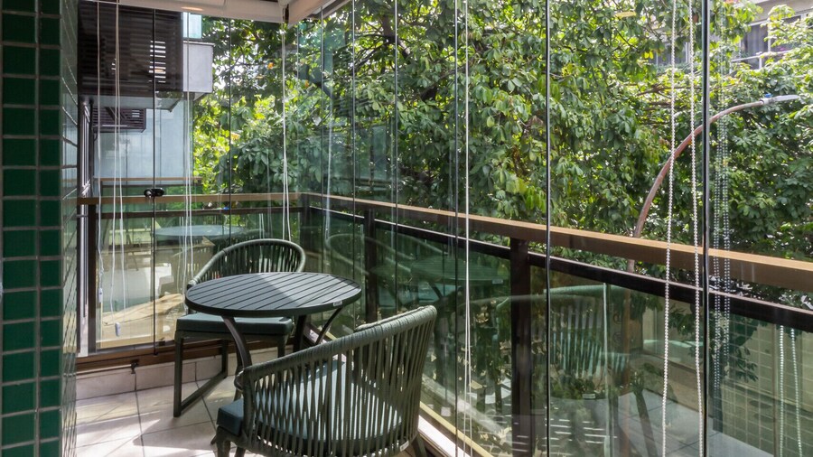 6 Minutes From Leblon Beach Gsm103