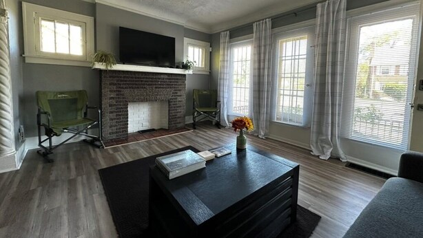 Smart TV, books - Mid-Century Tudor in Quiet Detroit Neighborhood (Detroit)
