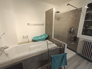 Dusche, Haartrockner
