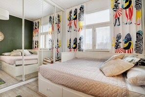 4 bedrooms, iron/ironing board, Internet, bed sheets - Luxury Villa Riverside, Private Sauna, Wifi & Hut (Rovaniemi)