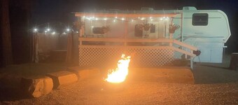 Romantic glamping getaway!!