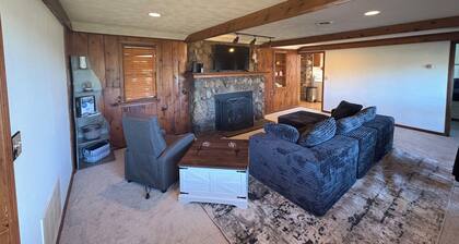 Lakeshore Cottage, For Outdoor Enthusiasts