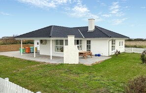 Ulkoruokailutilat