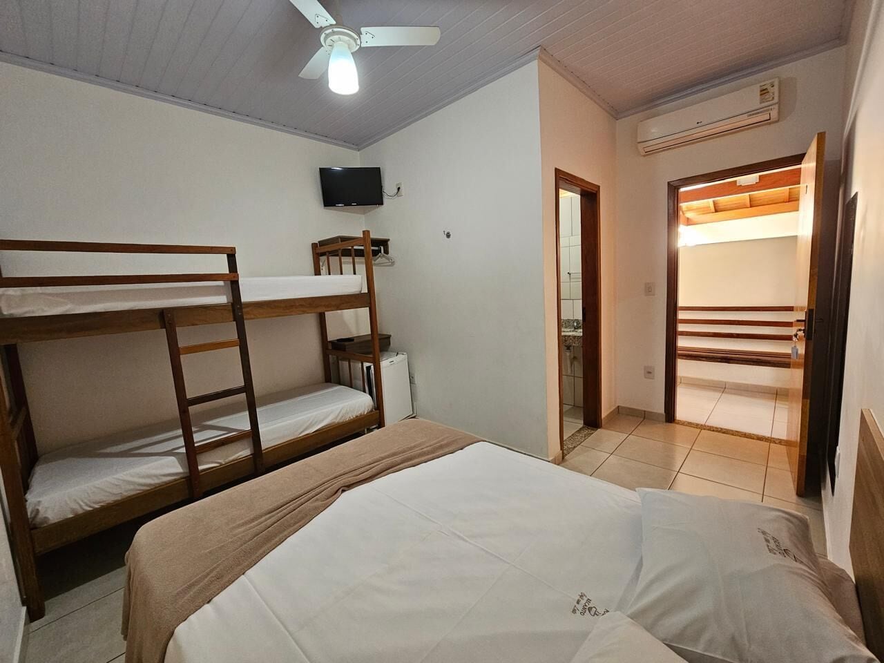 Habitación cuádruple estándar | Wifi gratis 