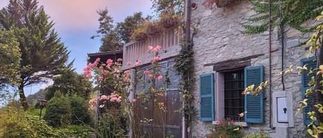 Fachada de la propiedad