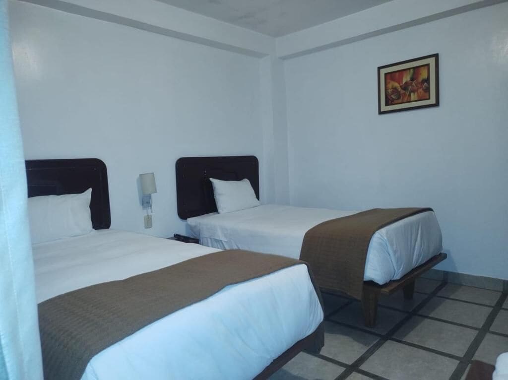 Tomannsrom – standard, fjellutsikt | Skrivebord, skrivebord for bærbar PC og wi-fi (inkludert)