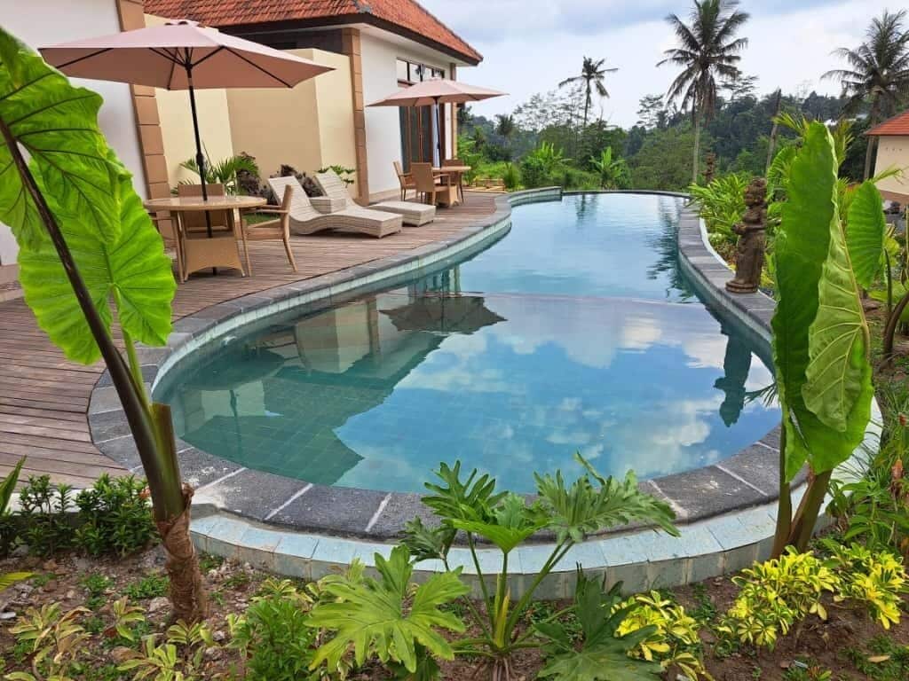 Villa, Pool View | Desk, laptop workspace, free WiFi