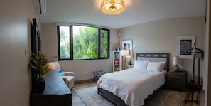 3 habitaciones, tabla de planchar con plancha, wifi y ropa de cama