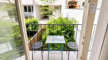 Superior Apartment, Courtyard Area