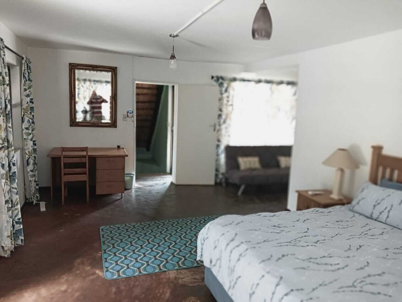 3 slaapkamers, een strijkplank/strijkijzer, wifi, beddengoed