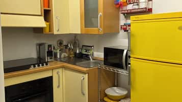 Micro-ondas, fogão, cooktop, lava-louças