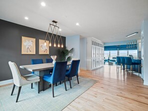 تناول الطعام