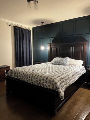 2 quartos, ferros/tábuas de passar roupa, Wi-Fi, roupa de cama