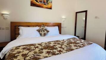 1 bedroom, bed sheets