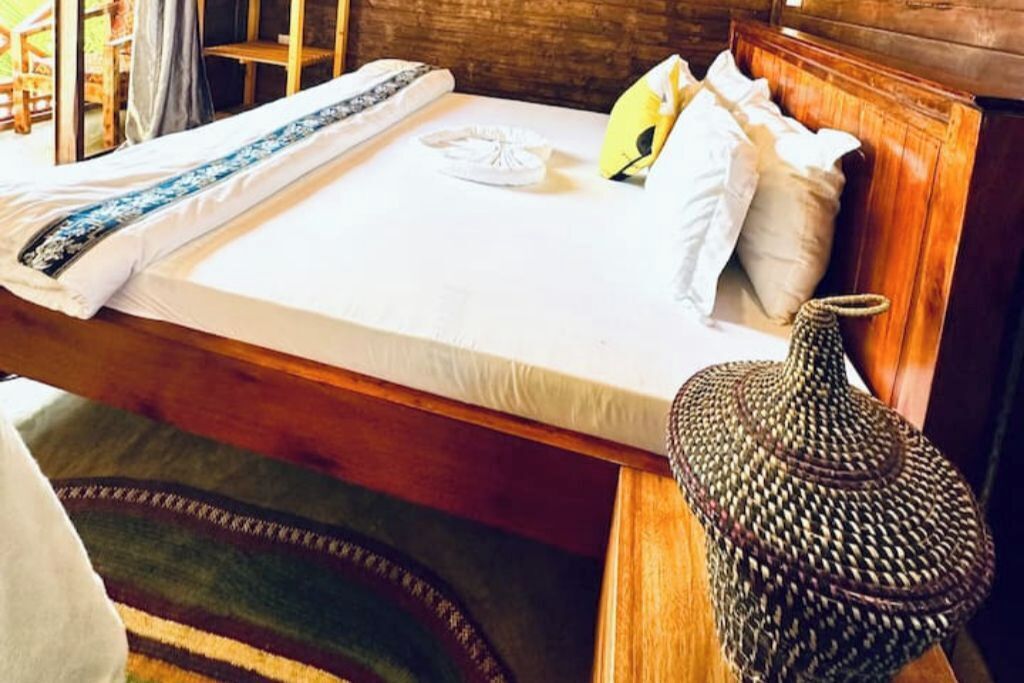 1 habitación, acceso a internet y ropa de cama 