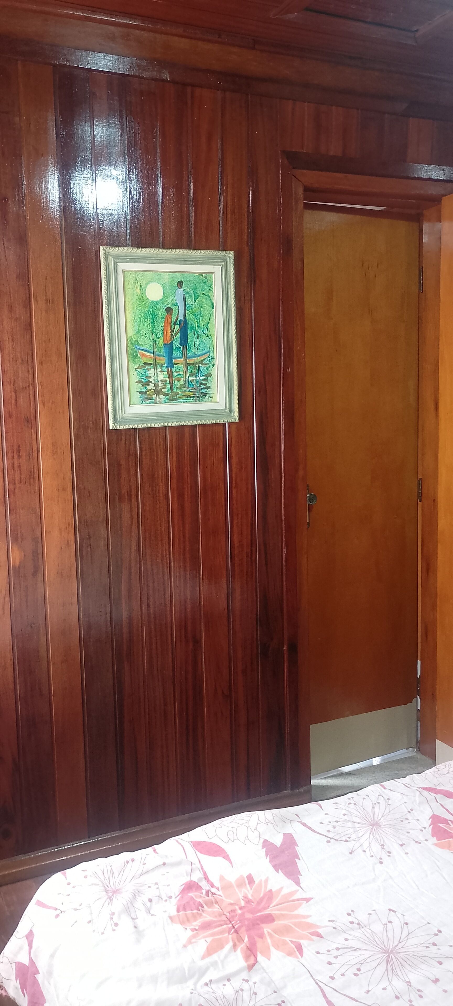 2 soverom, strykejern/-brett, wi-fi (inkludert) og sengetøy