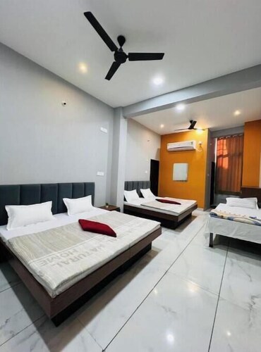 Superior Family Studio @ StayMore 4 to 6 adults