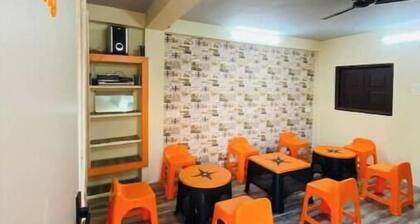 Premium 8 bed private dorm AC @ StayMore