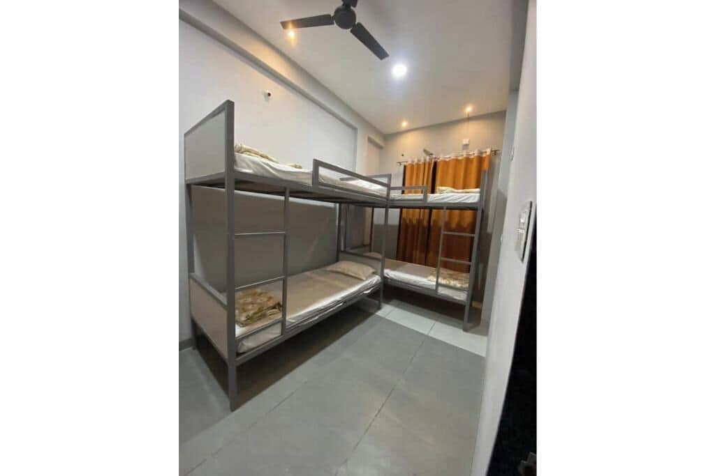 1 chambre, accès Internet, draps fournis