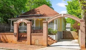 Exterior - Grant Park Gem Near Beltline & Atl Attractions (Atlanta)