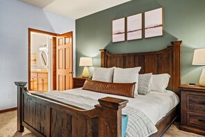 4 Schlafzimmer, Bügeleisen/Bügelbrett, WLAN, Bettwäsche