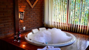 Chalet | Private spa tub - Pousada do Mirante (Bocaina de Minas)