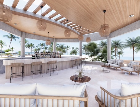 Beach bar. Santo Domingo Bay Convention Resort & Casino
