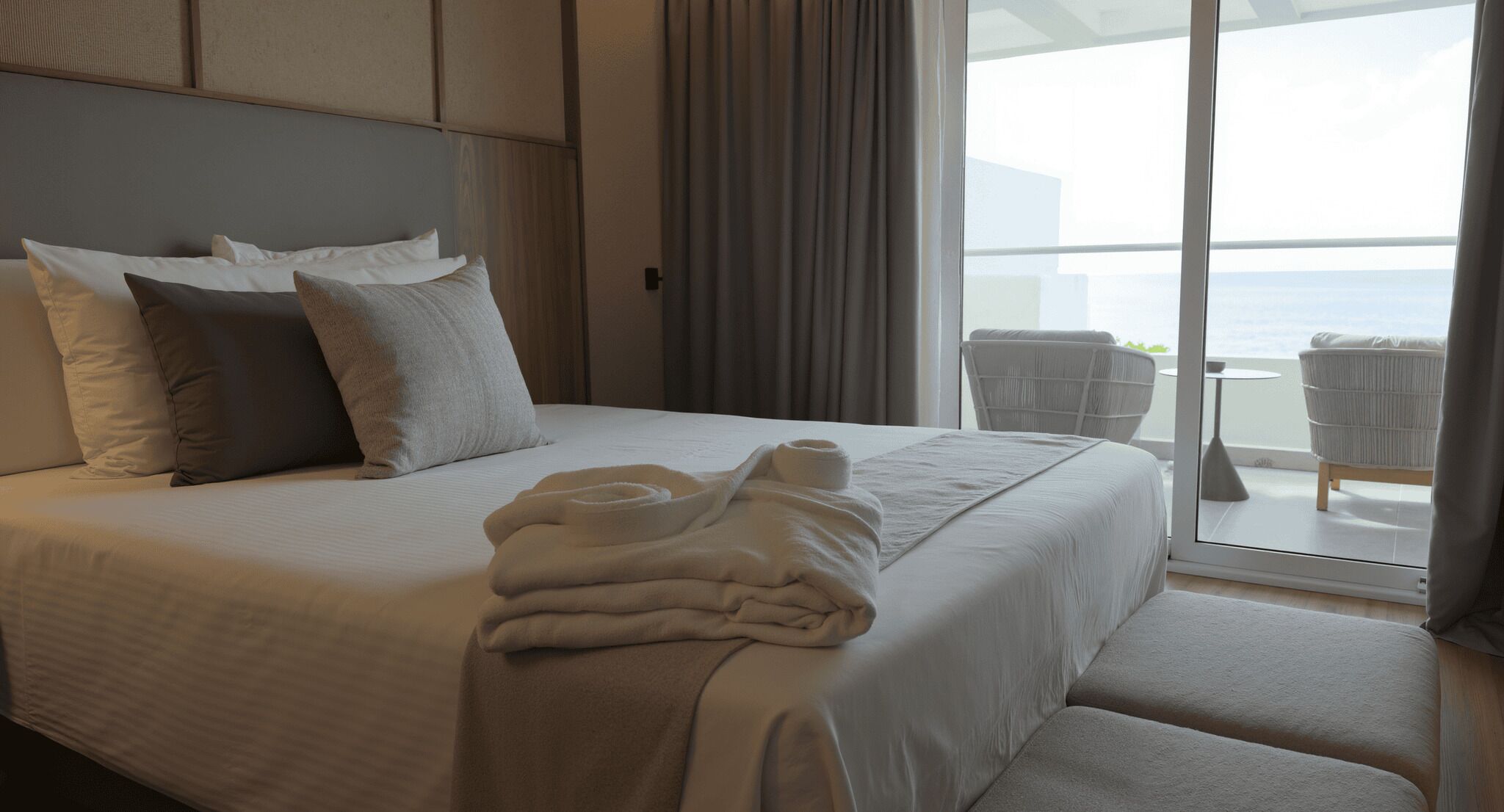 Free minibar, in-room safe, desk, laptop workspace