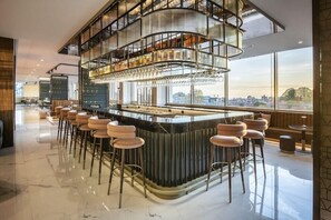 Bar (on property) - Renaissance Porto Lapa Hotel (Cedofeita)