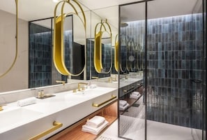 Cribs/infant beds - Renaissance Porto Lapa Hotel (Cedofeita)